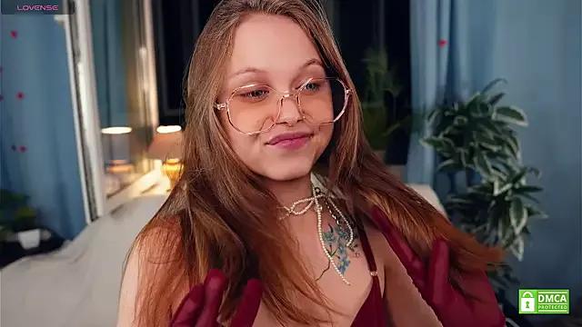 OdellaGillingham from StripChat is Freechat