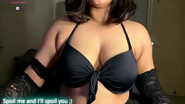 ohh_mona from StripChat