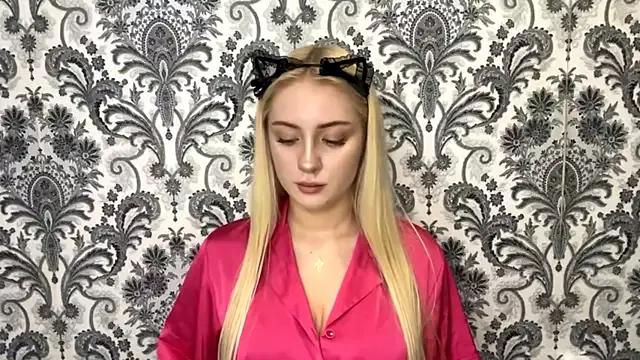 Oiangavryeras from StripChat is Freechat