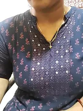Oishi69 webcams show profile image 