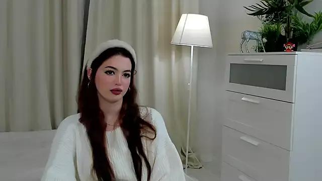 OlaGrayer webcams show profile image 