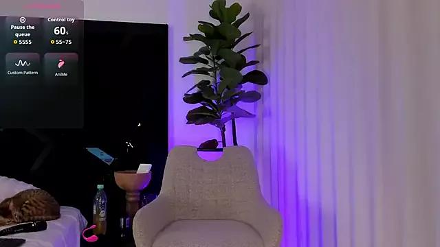 OLIVER_COLT webcams show profile image 