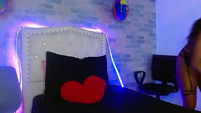 oliviarichard_ from StripChat is Freechat