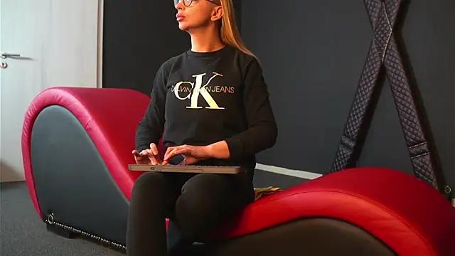 Dirty chat webcam: explore liveshows with versed models, from laying bare to fetishes, in a variety of sexy free adult webcams.
