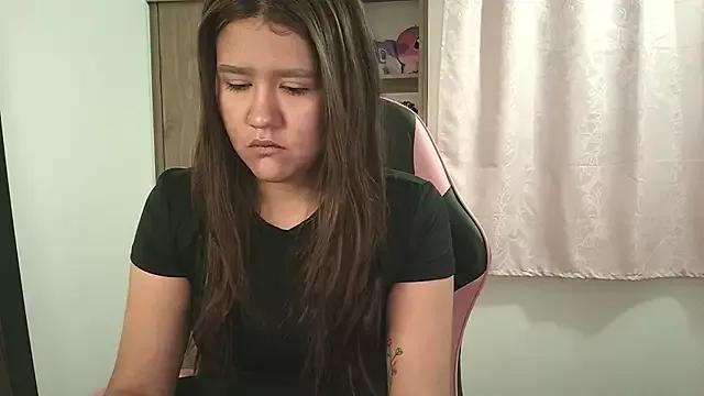 Oliviawatson1 from StripChat is Freechat