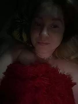 ollydoll92 from StripChat