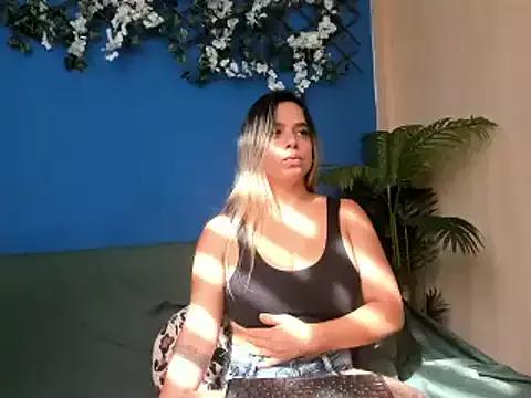 OnlyAnnie_ from StripChat is Freechat