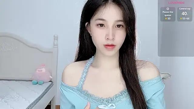 OOOm-oo from StripChat