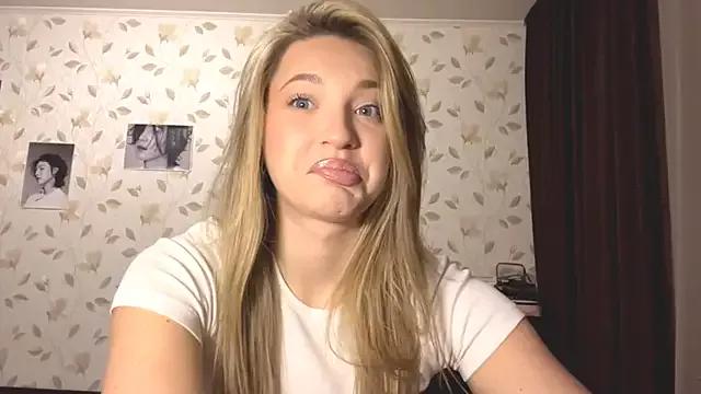 OrethaEredia on StripChat