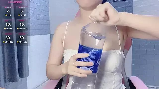 Orianna69 webcams show profile image 