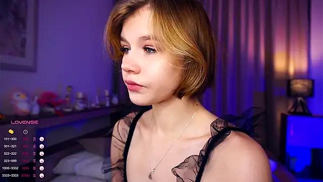 OronaNengl from StripChat