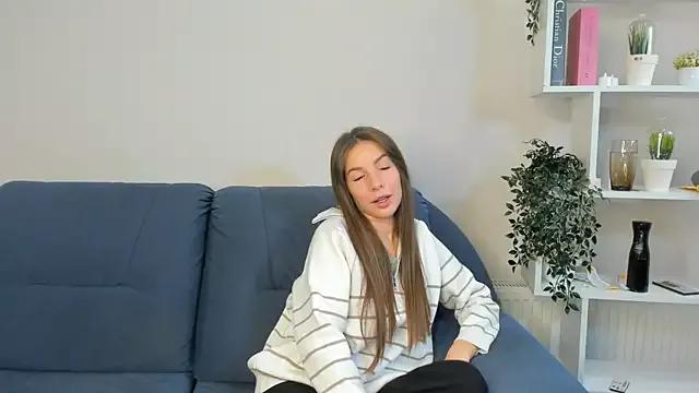 OtiliaNatiello from StripChat is Freechat