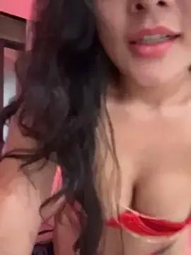OUTDOOR_QUEEN010 from StripChat is Freechat