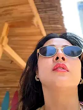 OUTDOOR_QUEEN010 from StripChat is Freechat