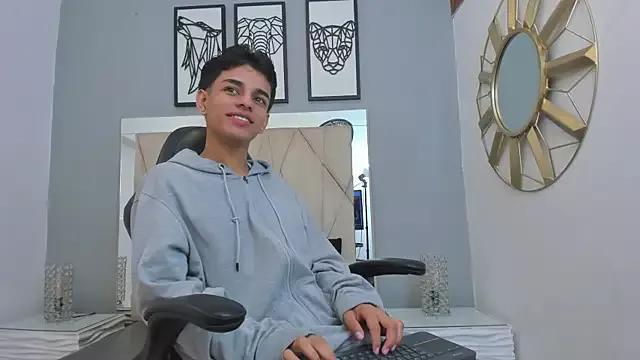 owen__johnson from StripChat is Freechat