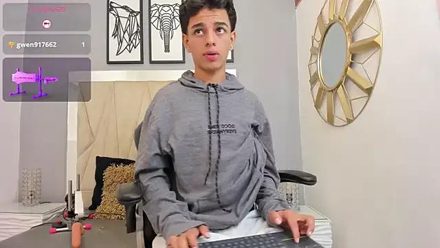 owen__johnson from StripChat is Freechat