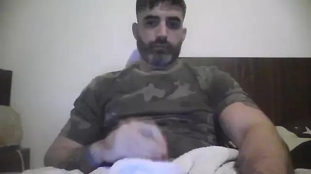 ozzypsico13 from StripChat