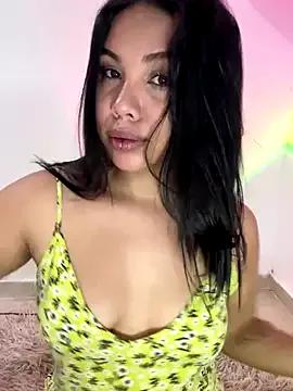 P_A_U_L_I_N_A_ from StripChat