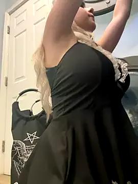 Paige_Turner from StripChat is Freechat