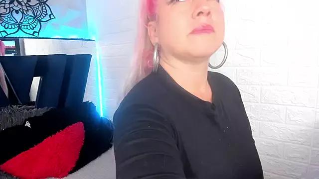 Dirty chat webcam: explore liveshows with versed models, from laying bare to fetishes, in a variety of sexy free adult webcams.