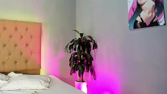 Paola__Fox from StripChat is Freechat