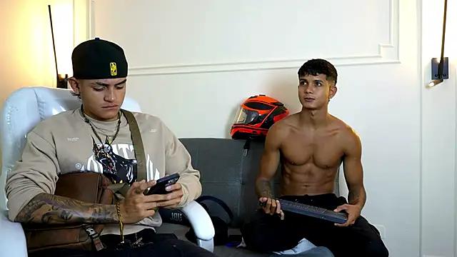 Paradise_boy_s from StripChat