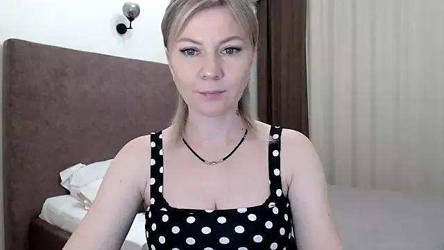 ParadiseAlina from StripChat