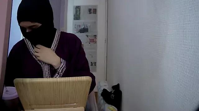 Photos of ParfumCerise from StripChat is Freechat