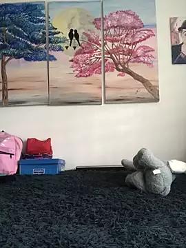 Paris_11 from StripChat is Freechat