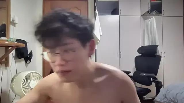 Passionatetwink2 from StripChat