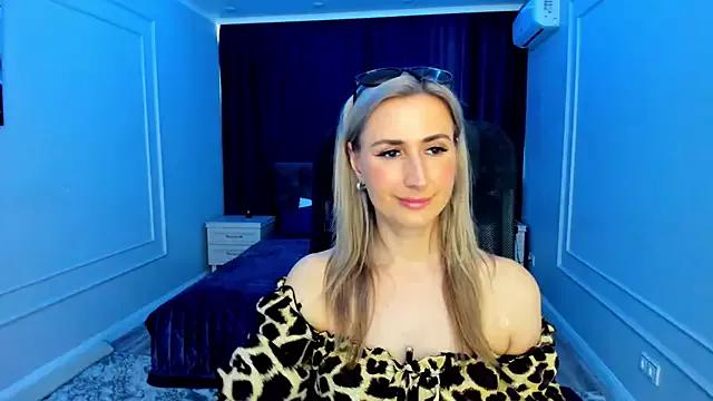 PassionGlow from StripChat