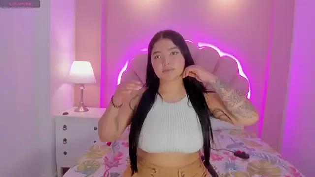 Paula_Davies from StripChat is Freechat