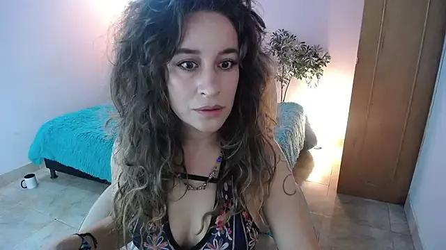 Paula_Paz from StripChat is Freechat