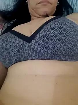 PaulaJElly from StripChat is Freechat