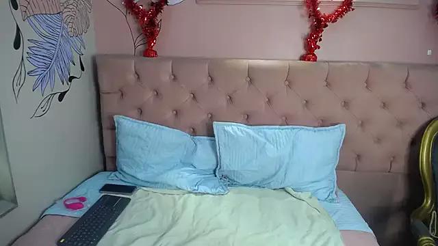 PaulaScohtt from StripChat is Freechat