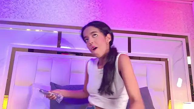 paulina_cano from StripChat is Freechat