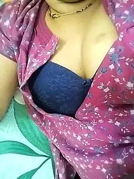 PayalSharmahot143 from StripChat