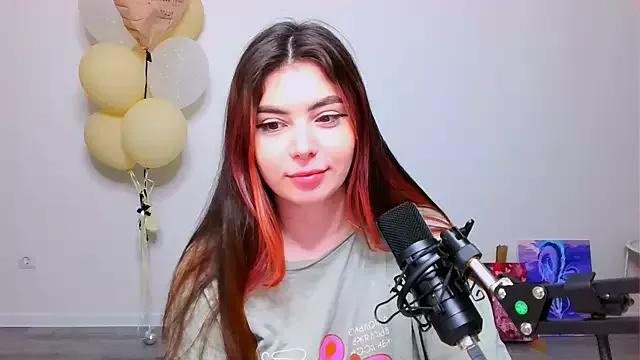 peaachybabe__ from StripChat