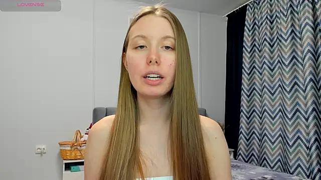 Peggy_Beauty from StripChat