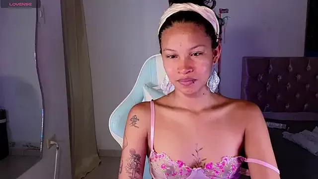 Peggy_Funn from StripChat