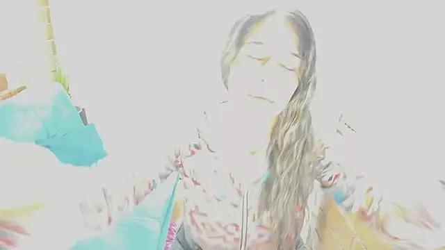 Penelope47 from StripChat