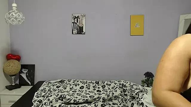 penelope_gucci1 from StripChat