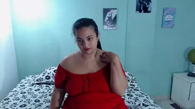 penelope_gucci1 from StripChat
