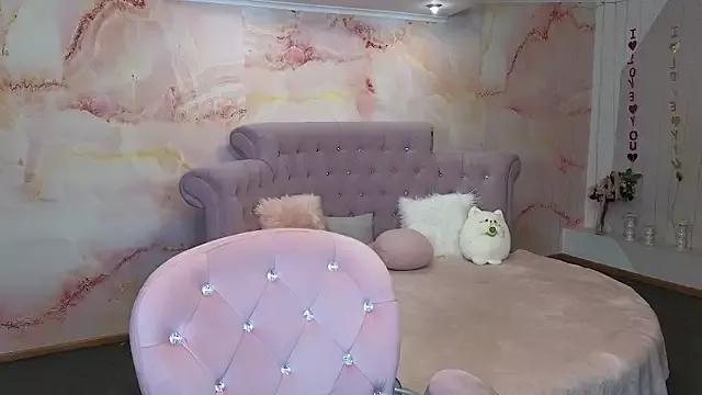 Penelope_Pinky from StripChat