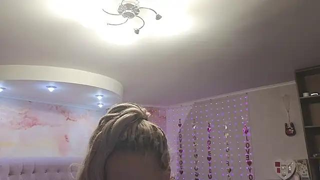 Penelope_Pinky from StripChat