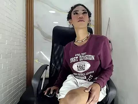 Penelopee_Rouse from StripChat