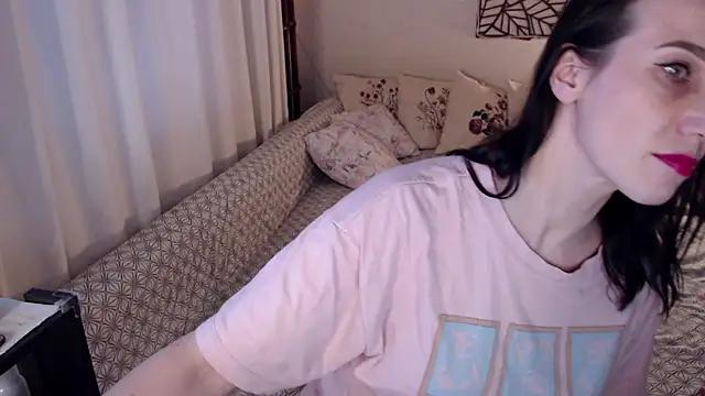 pepper_milf from StripChat