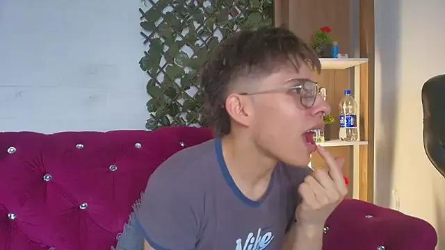PepperTwink from StripChat