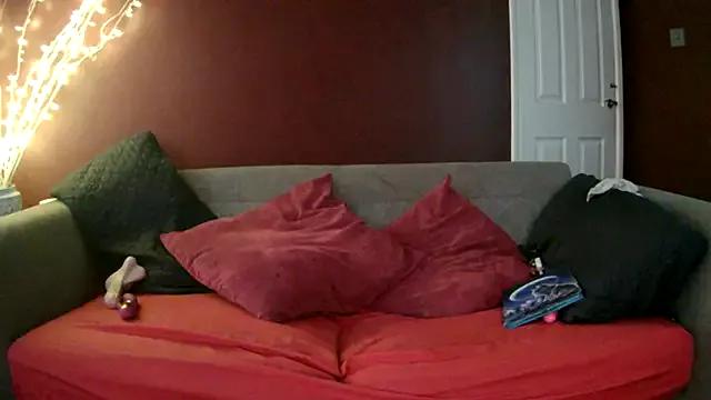 Petite-Romani-69 from StripChat is Freechat