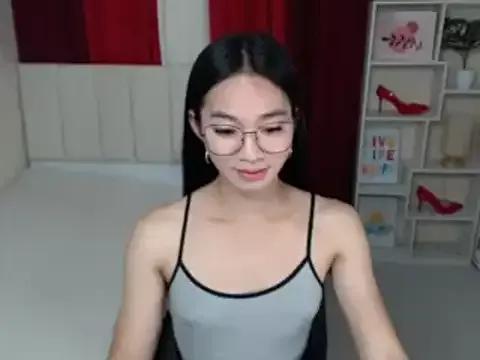 PetiteAsiamMarian from StripChat is Freechat